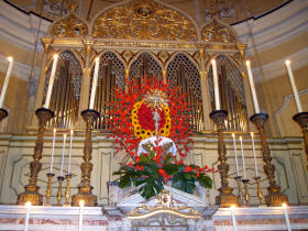 Chiesa San Michele - Esposizione SS. Sacramento 2004 